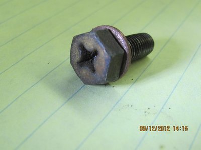 IMG_3422.jpg (39.97 KiB) Viewed 38345 times Lower oil sump screw 1